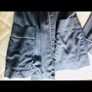 A nice barley worn jacket ! Nice fitting.